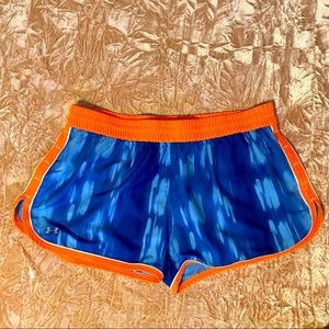 Under Armour women’s athletic shorts size L